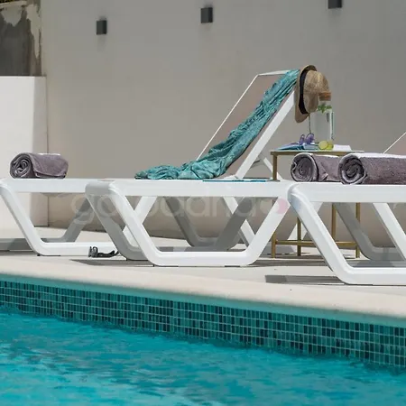 Smaragd - Rubin - Luxury With Shared Pool Apartamento